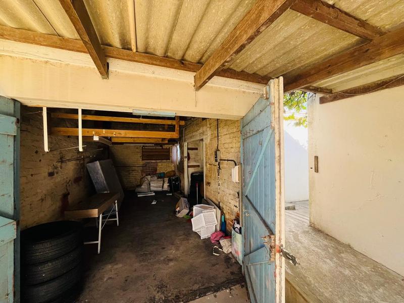 4 Bedroom Property for Sale in Cambridge West Eastern Cape